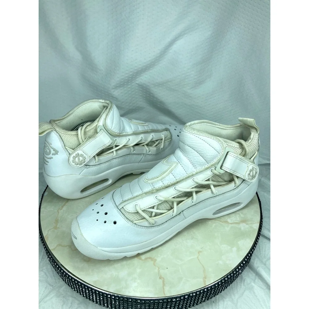 Nike Air Shake Ndestrukt Basketball Shoes Mens 10 Triple White High Top Sneakers